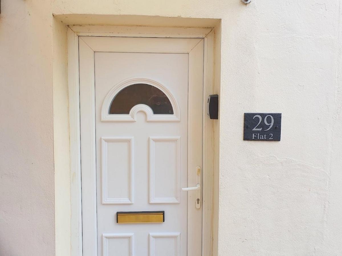 Bassett Flat With 2 Bedrooms And Superfast Wi-Fi Sittingbourne Dış mekan fotoğraf