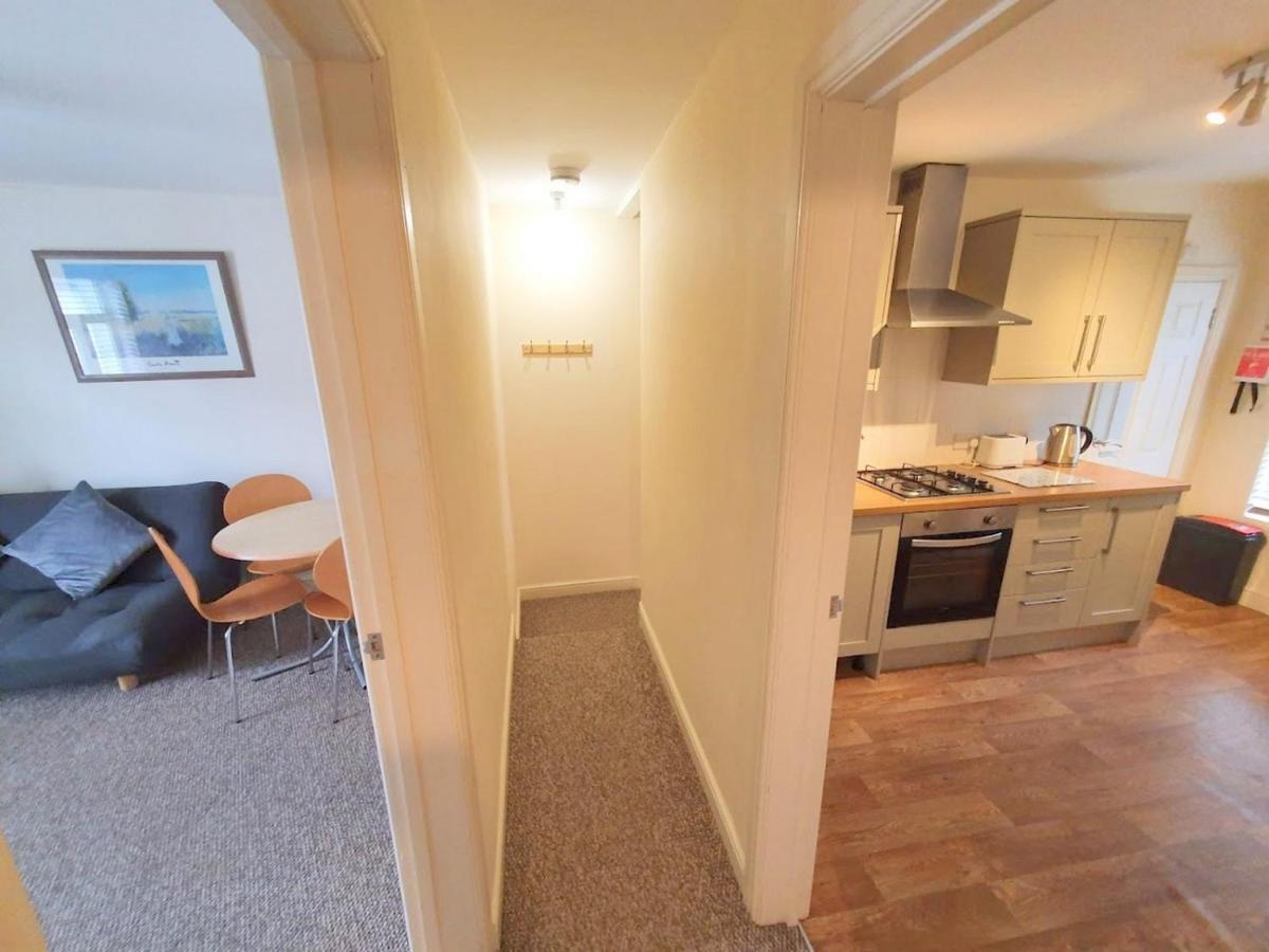 Bassett Flat With 2 Bedrooms And Superfast Wi-Fi Sittingbourne Dış mekan fotoğraf
