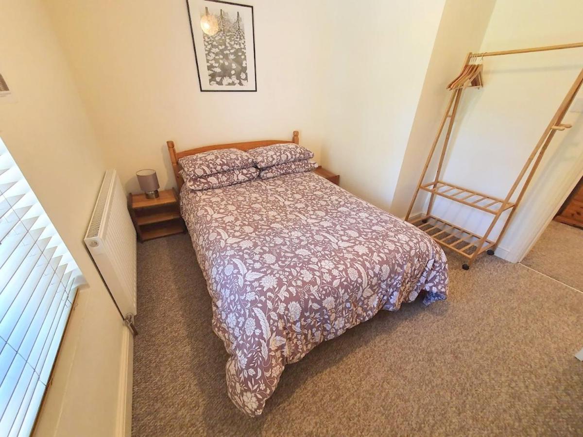 Bassett Flat With 2 Bedrooms And Superfast Wi-Fi Sittingbourne Dış mekan fotoğraf